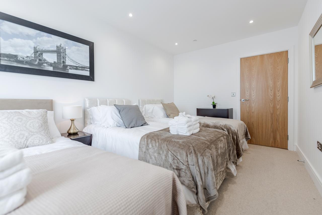 Luxury Stratford Apartment Londen Buitenkant foto