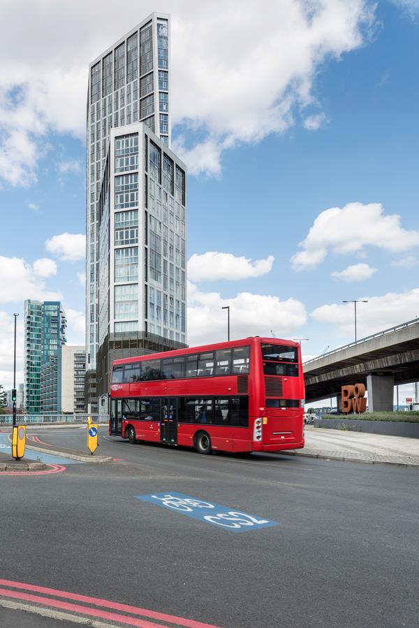 Luxury Stratford Apartment Londen Buitenkant foto