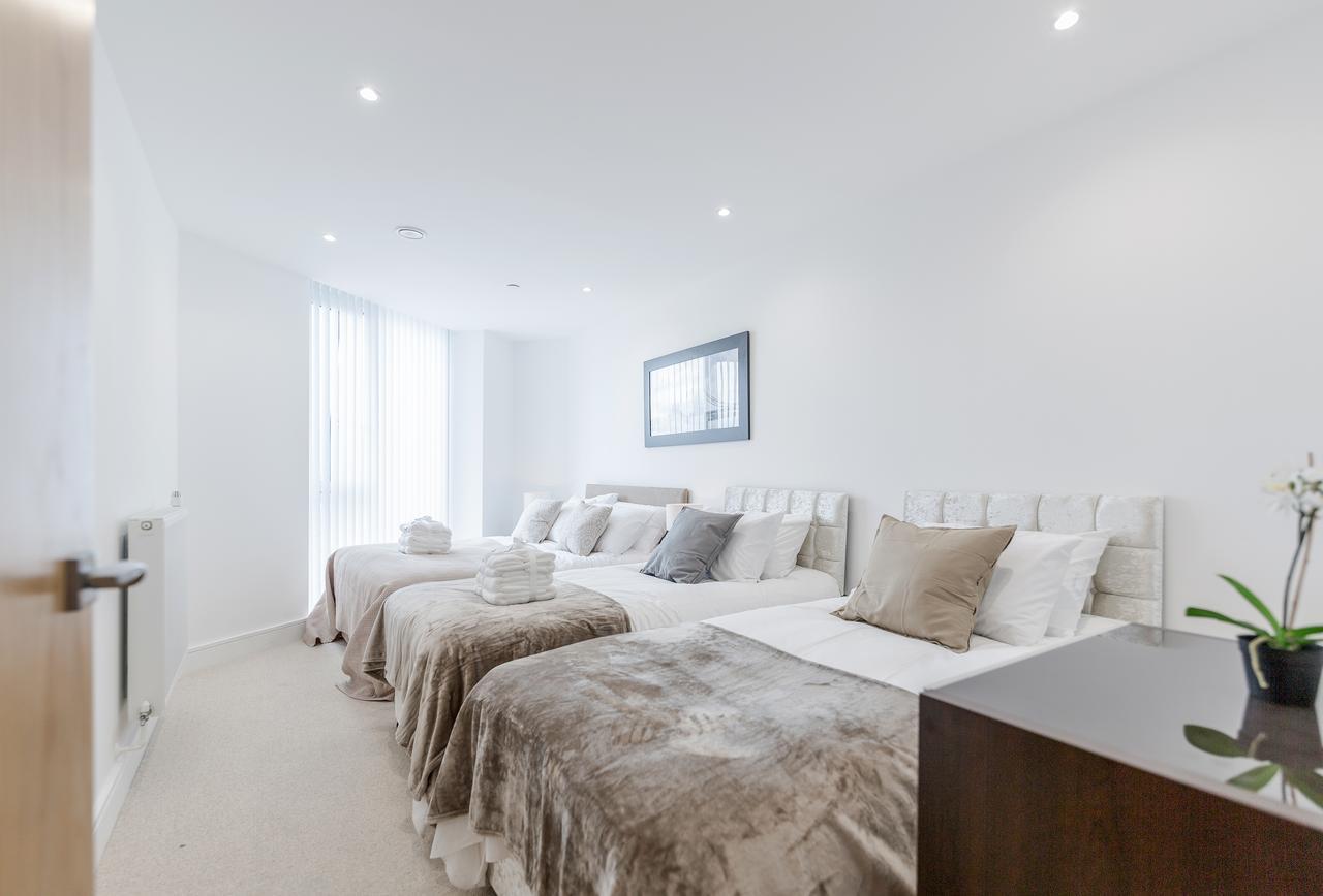 Luxury Stratford Apartment Londen Buitenkant foto