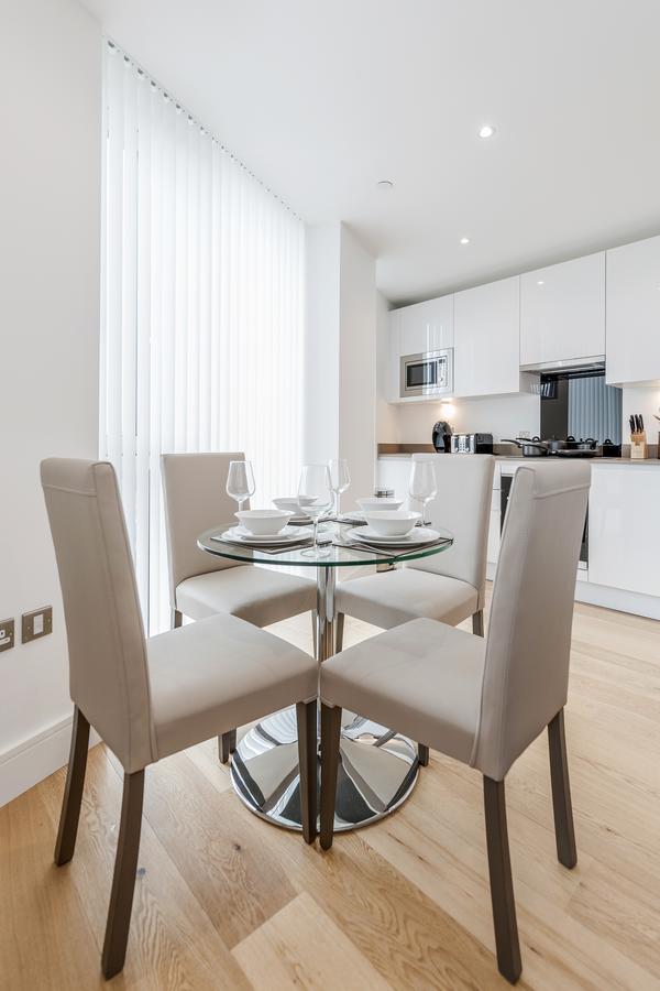Luxury Stratford Apartment Londen Buitenkant foto