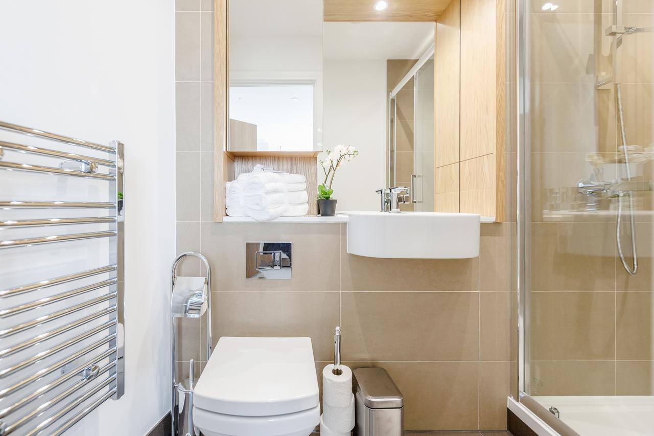 Luxury Stratford Apartment Londen Buitenkant foto